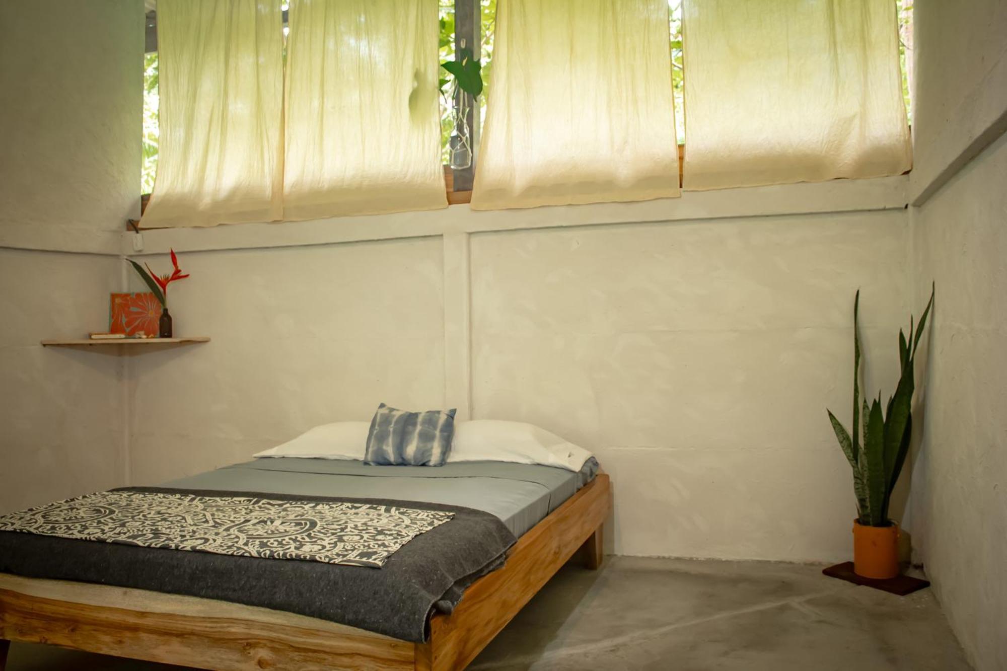 Smile Jungle Hostel Puerto Viejo de Talamanca Εξωτερικό φωτογραφία