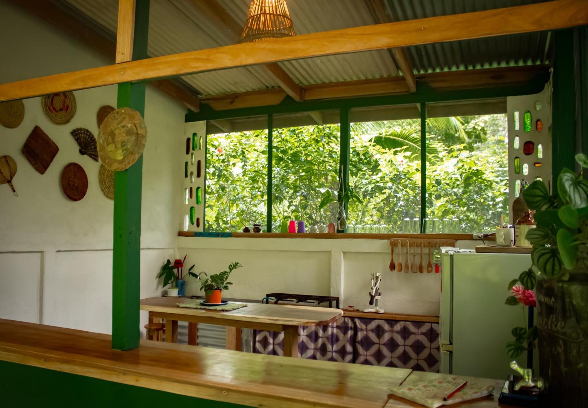 Smile Jungle Hostel Puerto Viejo de Talamanca Εξωτερικό φωτογραφία
